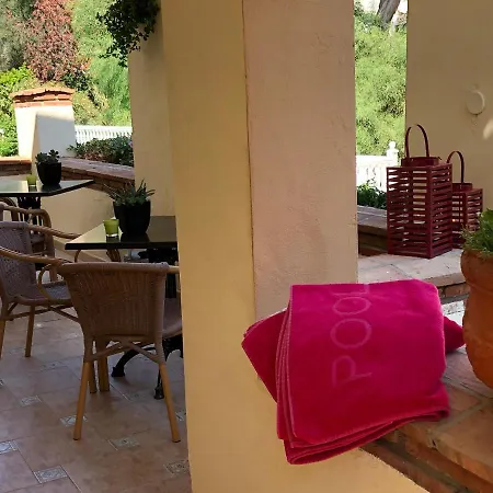 Maravilloso 3* فوينخيرولا